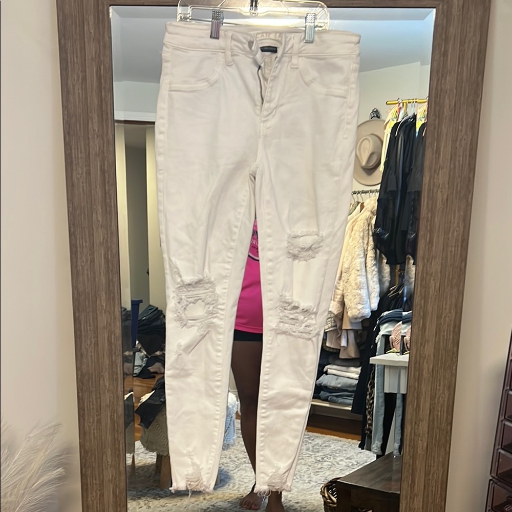 American Eagle Outfitters White Skinny Jeans with Distressed Knees
